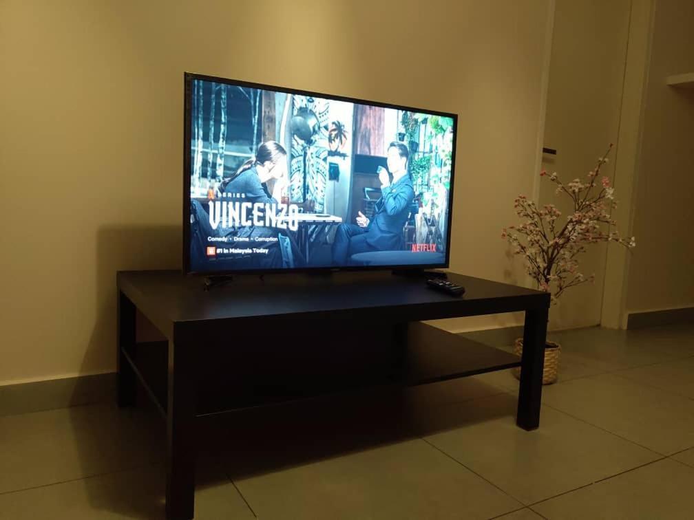 Cozy Studio Unit,Cyberjaya,Wifi, Netflix,Free Parking Exterior foto