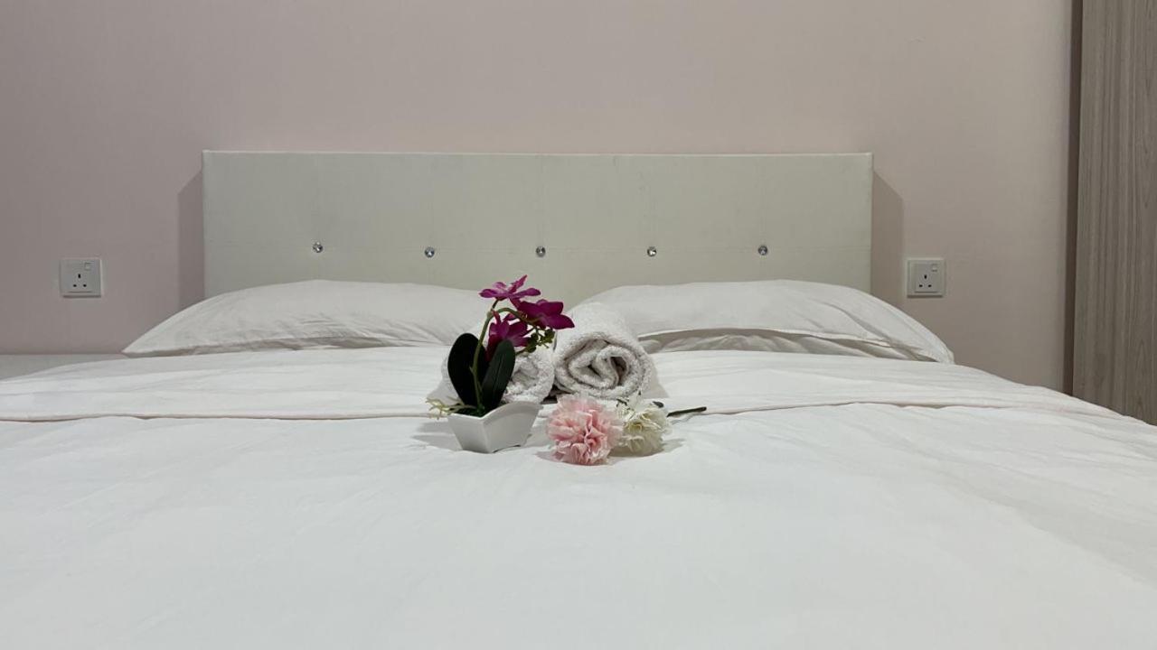 Cozy Studio Unit,Cyberjaya,Wifi, Netflix,Free Parking Exterior foto