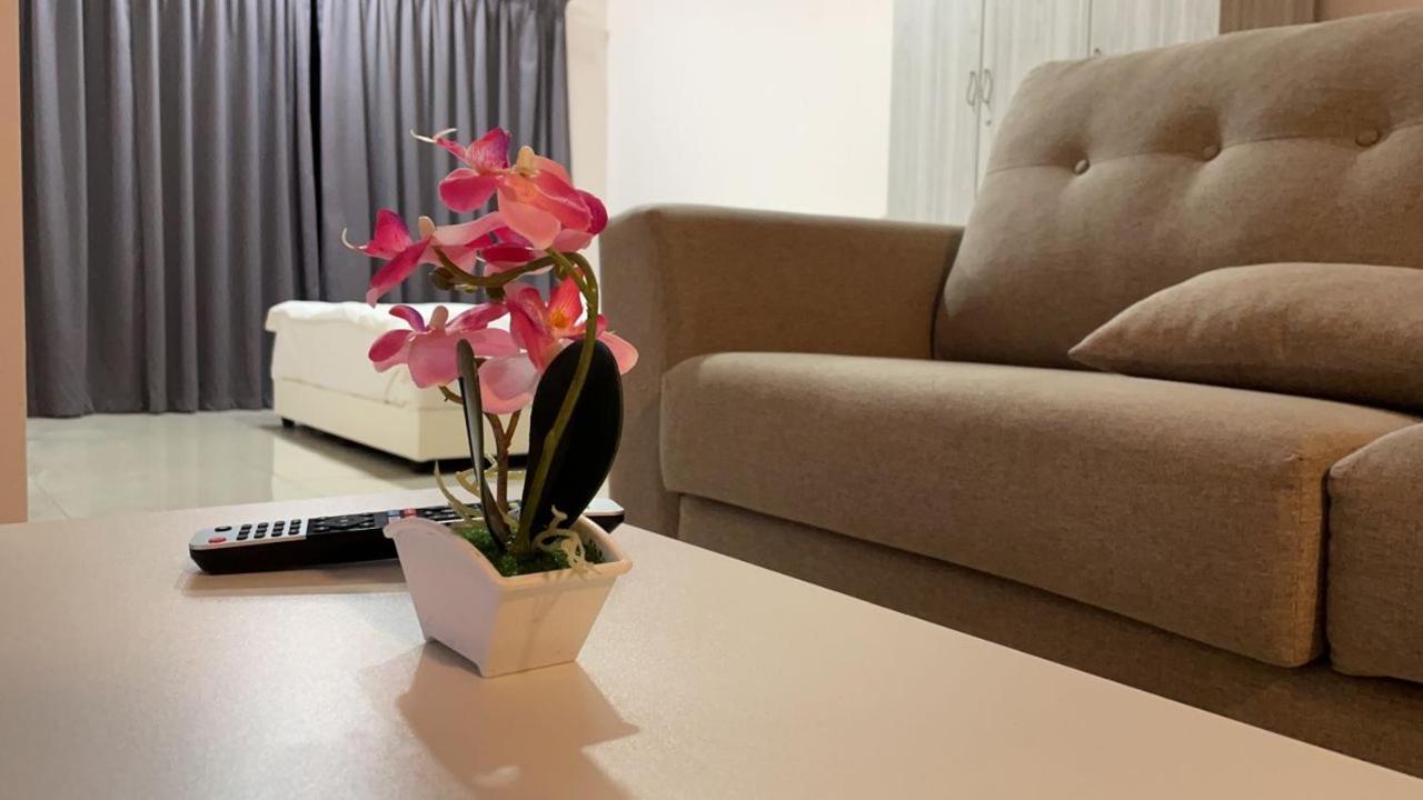 Cozy Studio Unit,Cyberjaya,Wifi, Netflix,Free Parking Exterior foto